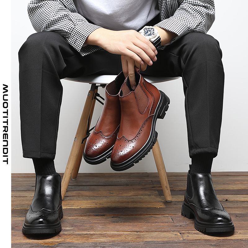 miesten chelsea-talvisaappaat sekä samettiset lämpimät brogue-kengät mustat