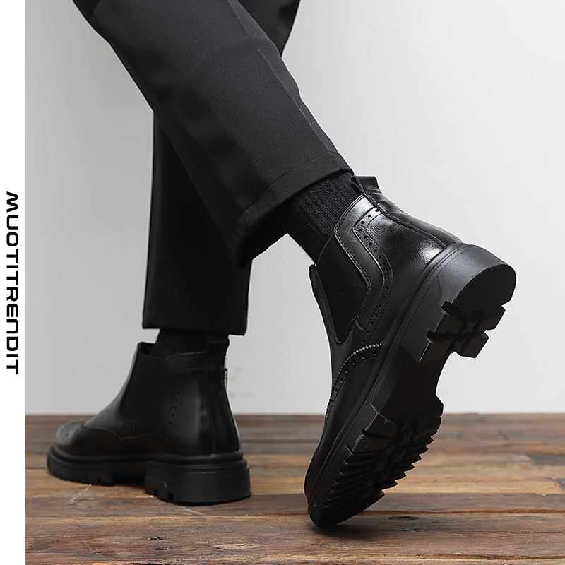 miesten chelsea-talvisaappaat sekä samettiset lämpimät brogue-kengät mustat