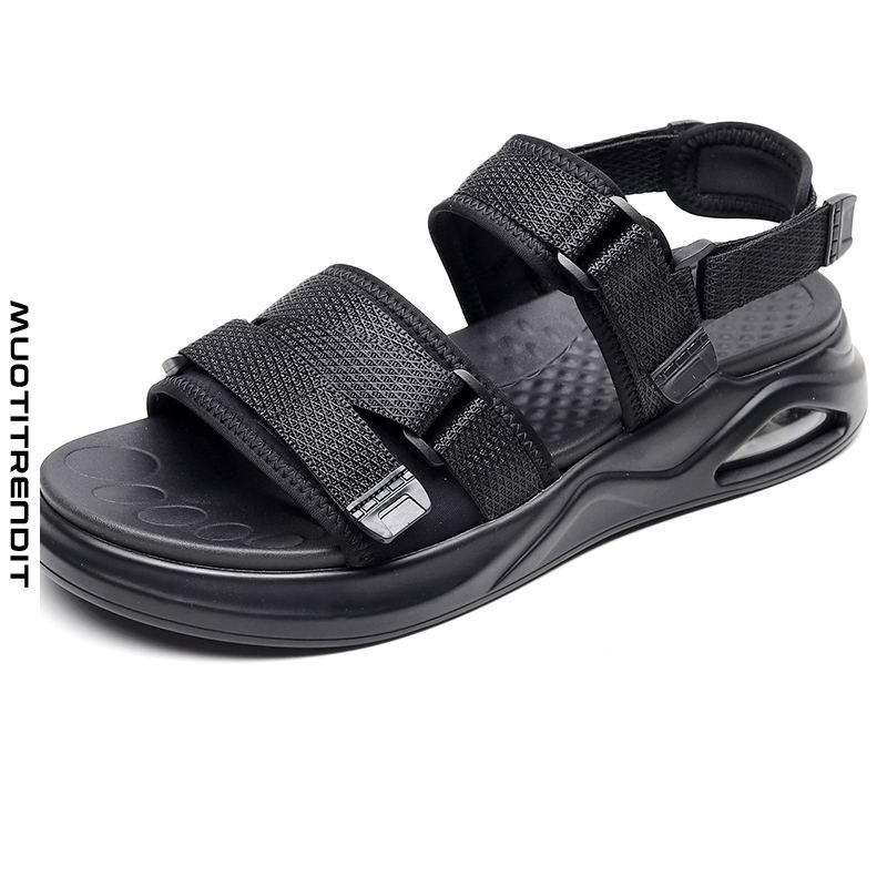 muodikkaat miesten sandaalit säädettävä joustava solki trendikäs hengittävä rantakenkätyyny pehmeä musta