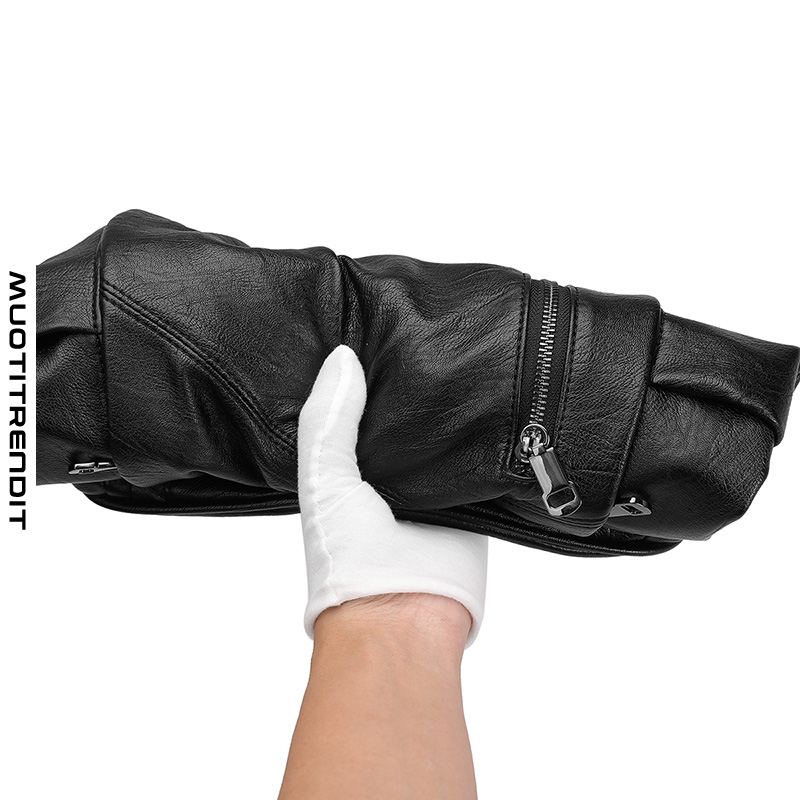 reppu naispuolinen muoti monitoiminen pehmeä nahka suurikokoinen matkalaukku koululaukku musta