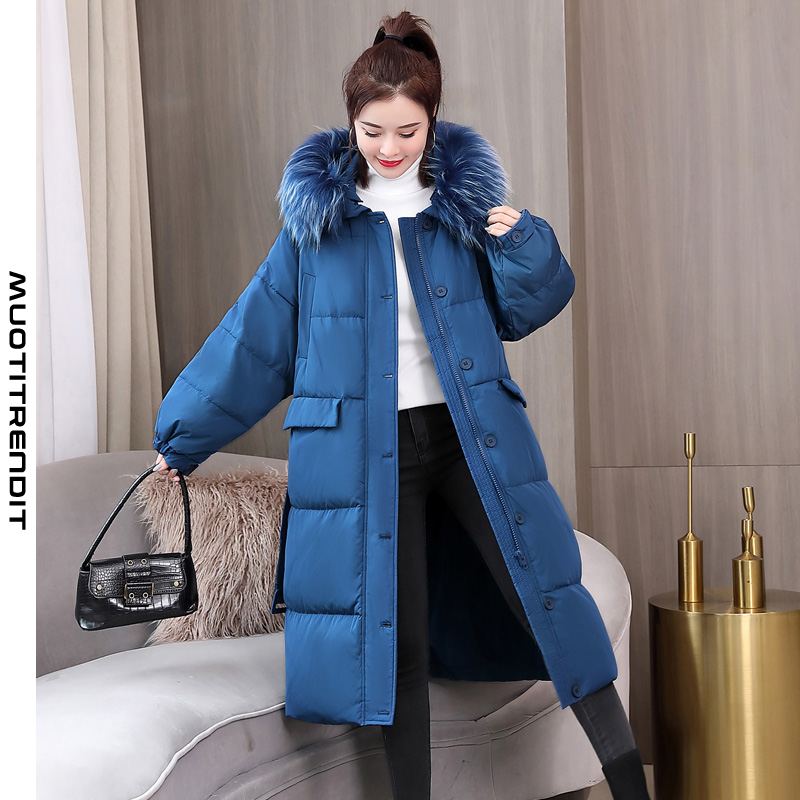 talvimuodin naisten pehmustettu takki ja turkis kaulus pitävät lämpimänä ja mukavana pitkänä sinisenä